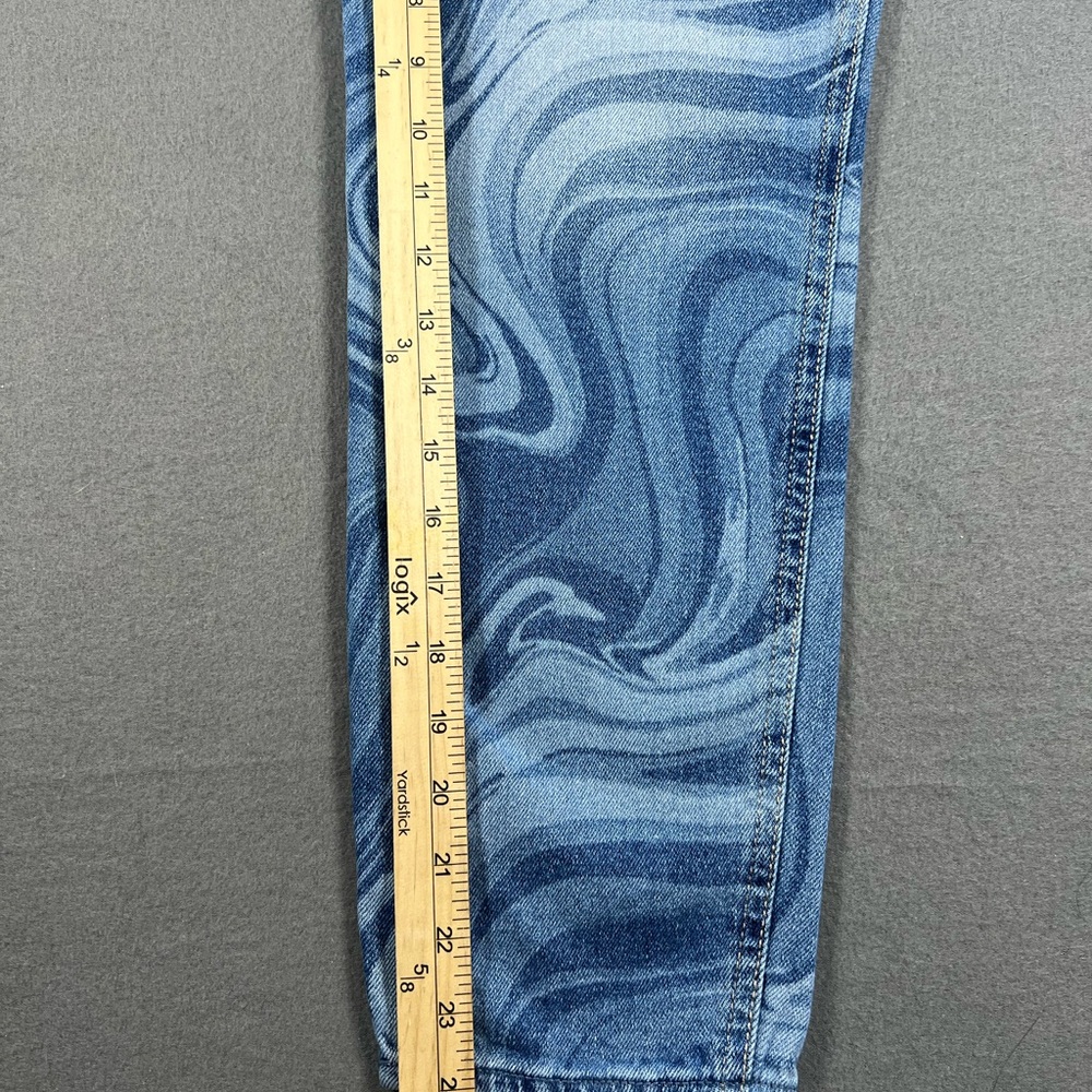 Hollister Curvy High Rise Mom Jeans Blue Marble Swirl Size 25x25 - Picture 7 of 8